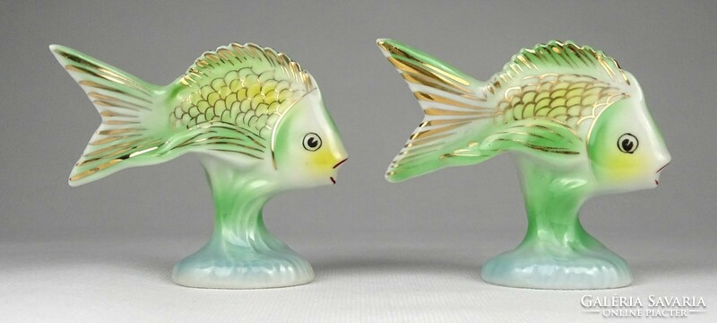 1P997 pair of old Hóllóház porcelain goldfish 7.5 X 9 cm