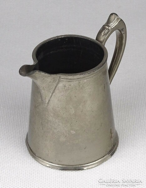 1P795 old catering small gerhardt & co. Metal restaurant spout