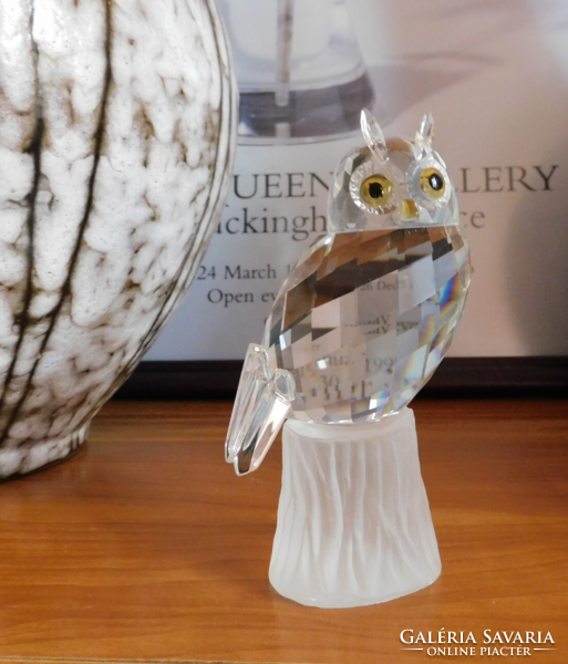 Owl - polished solid glass figure/paperweight