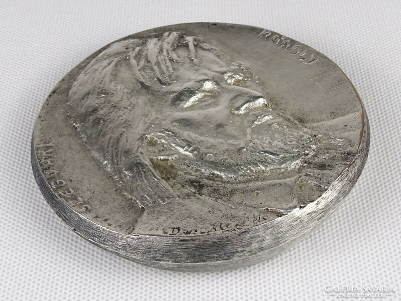 1P800 Béla Dominkos: painter Károly Szegvár silver-plated bronze plaque