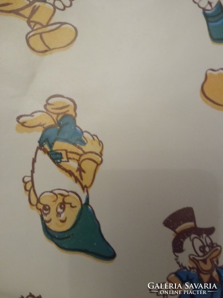 Vintage Disney figurákkal díszített viaszos vászon