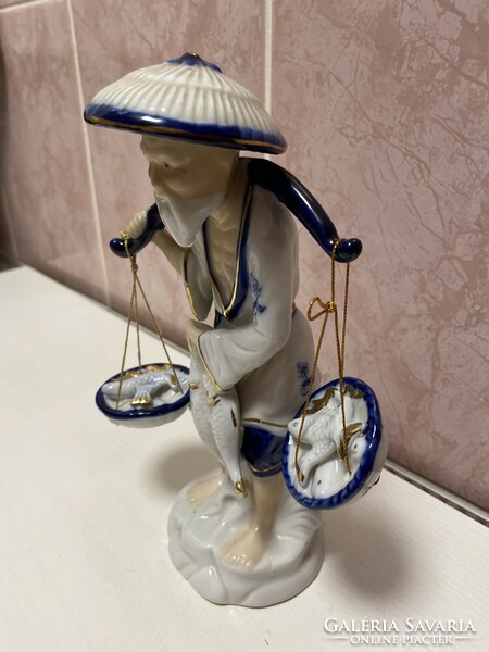 Kínai halász figurális porcelán