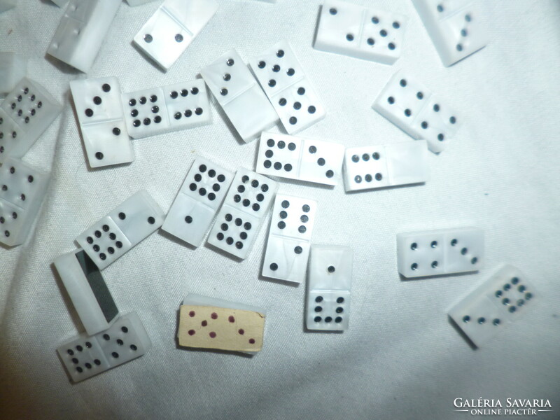 Régi retró kis uti játék dominó