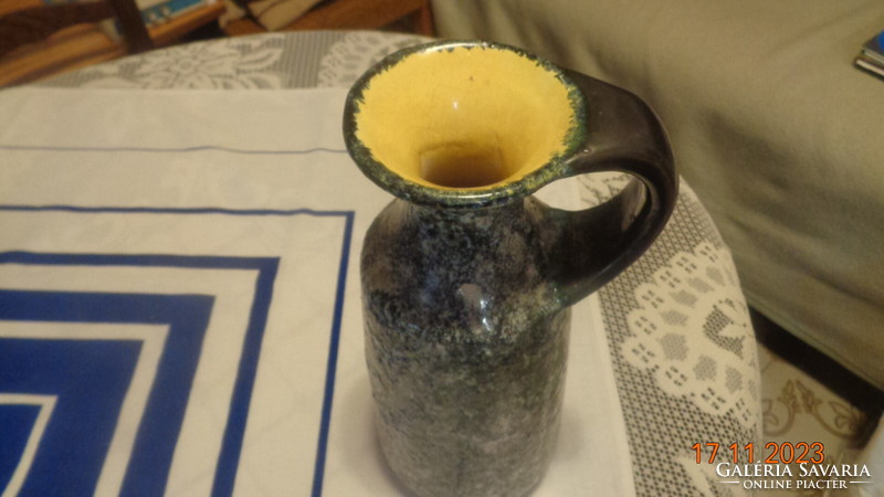 Bodrogkeresztúri kerámia váza  , rajta még a régi etikett  .. szép állapot 27 cm