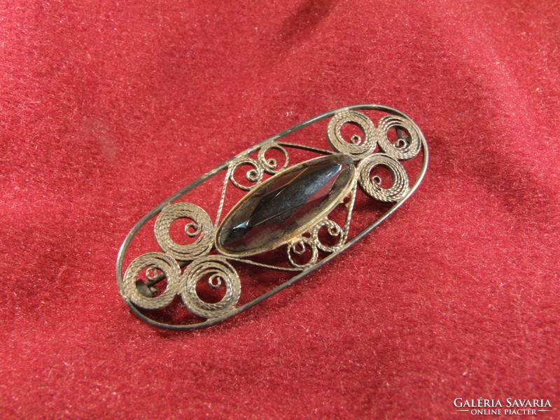 Silver badge with hematite (050821)