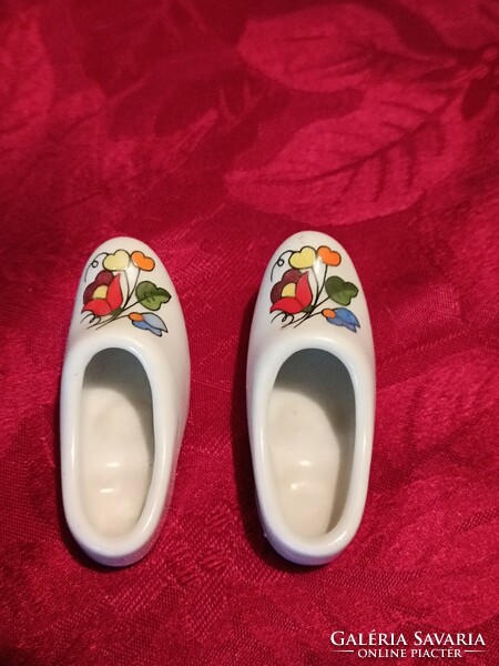 Kalocsa porcelain small shoes (2 pcs)