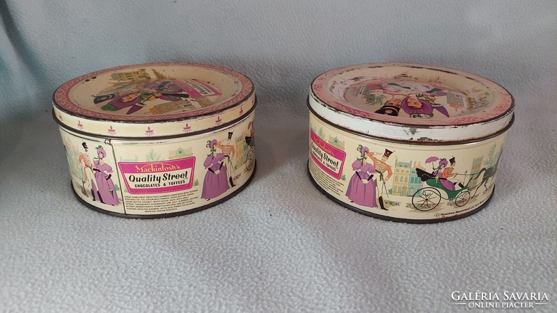 Mackintosh's Quality Street pléh dobozok