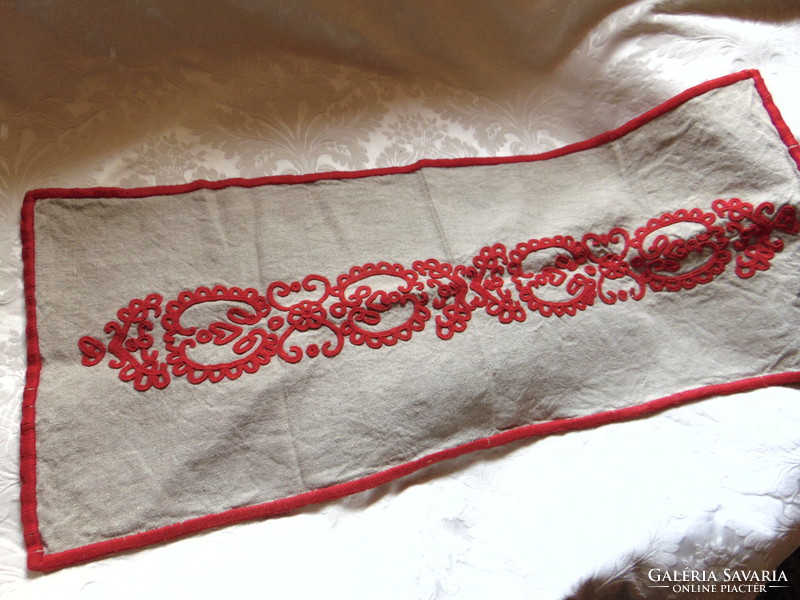 Beautiful embroidered Transylvanian written handwork tablecloth, runner
