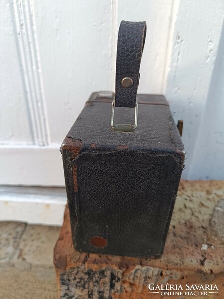Antique box tengor camera