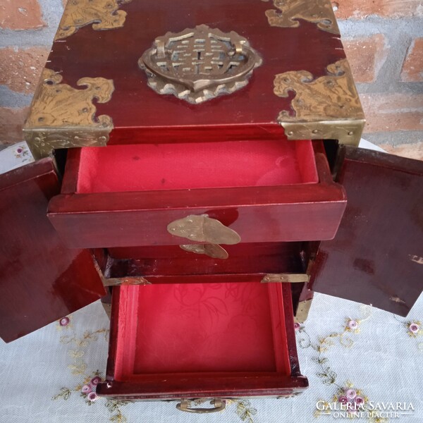 Jewelry cabinet, box for decoration