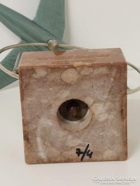 Special photo holder with marble base
