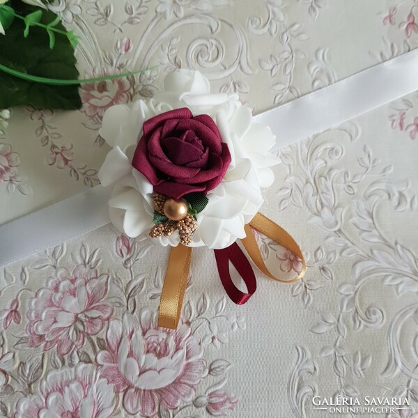 New, custom-made white-burgundy-gold rose pearl wrist ornament