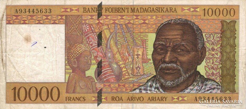 10000 Francs 2000 ariary 1995 Madagascar