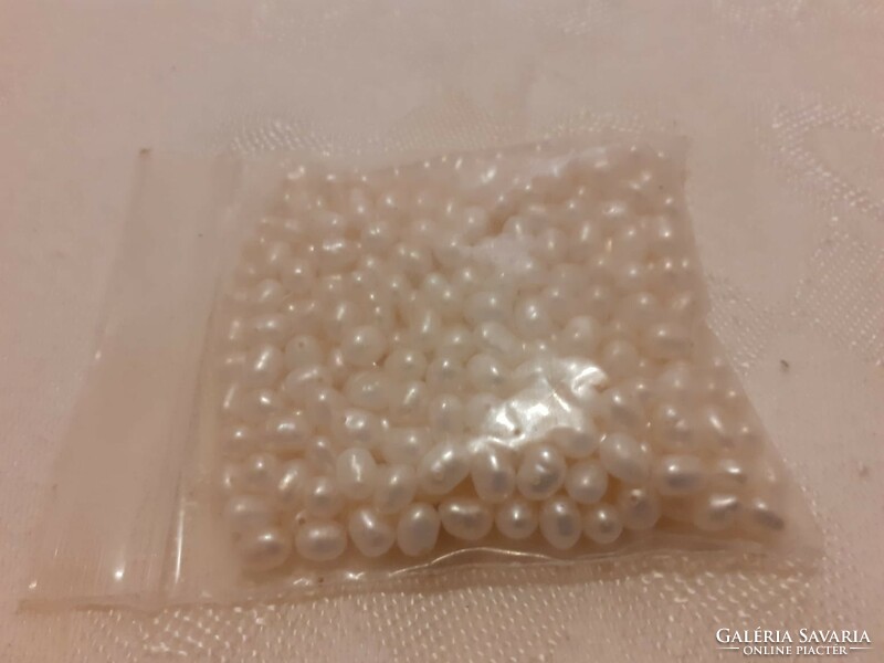 Cultured pearl package