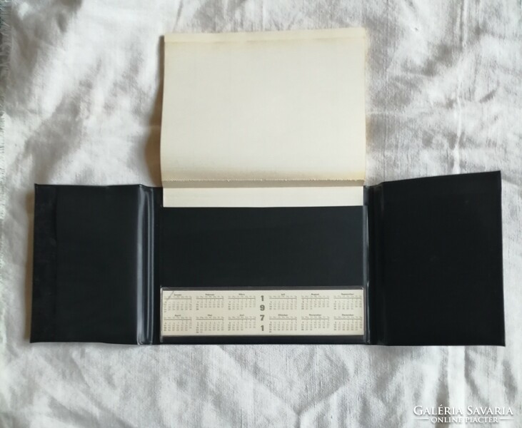 Deadline diary 1970. 1971. Faux leather cover