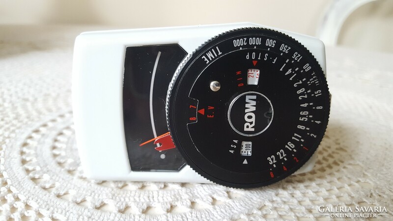 Old Japanese Rowi exposure light meter with case