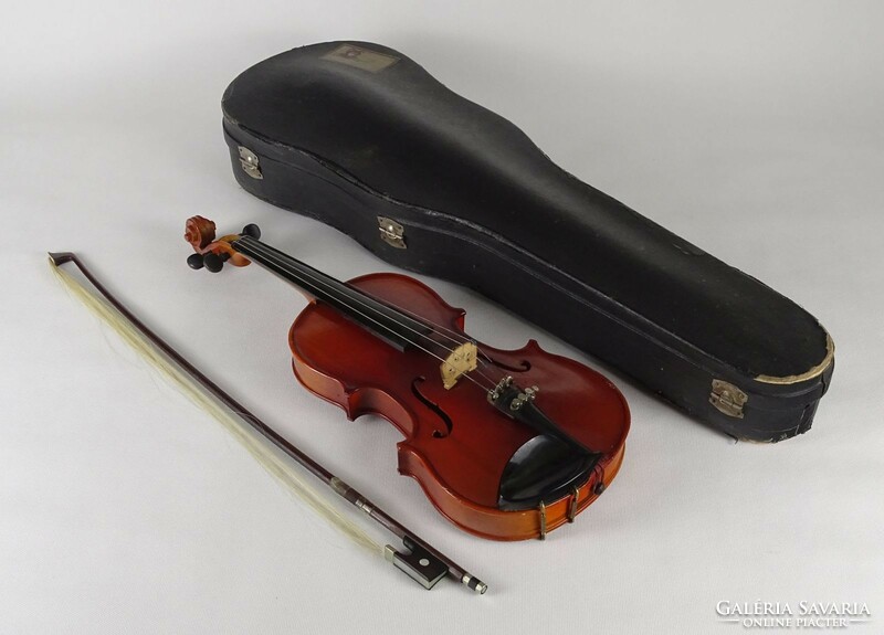 1P890 old Chinese student violin with case and strings