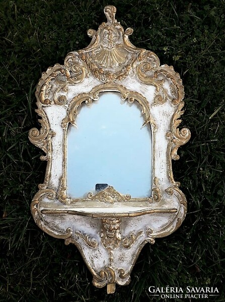 Rococo style mirror / plaster.