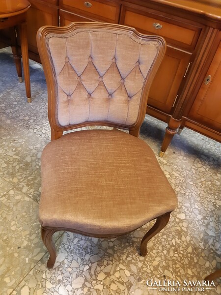 Baroque Chesterfield 2 mauve chairs