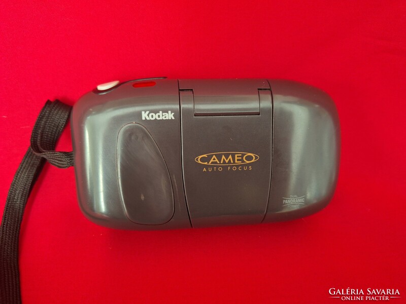 Kodak camera, cameo auto focus, with case