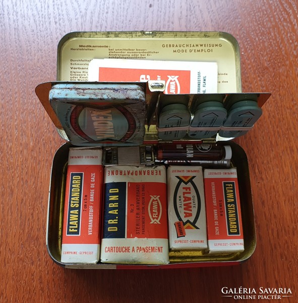 Old flawa taschen-apotheke first aid kit with original accessories in a metal box