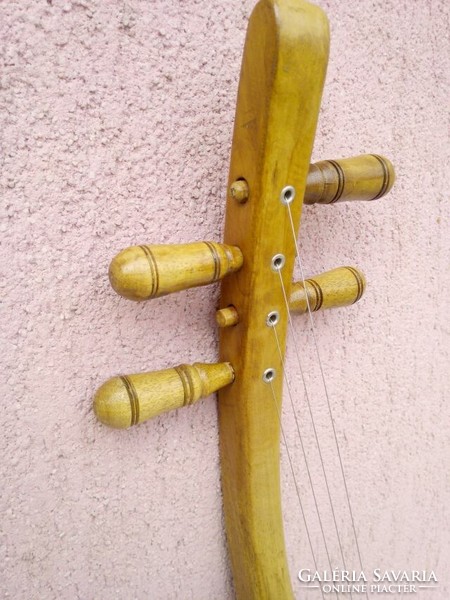 African sefuno korikaariye curved neck harp. A traditional hand-crafted musical instrument