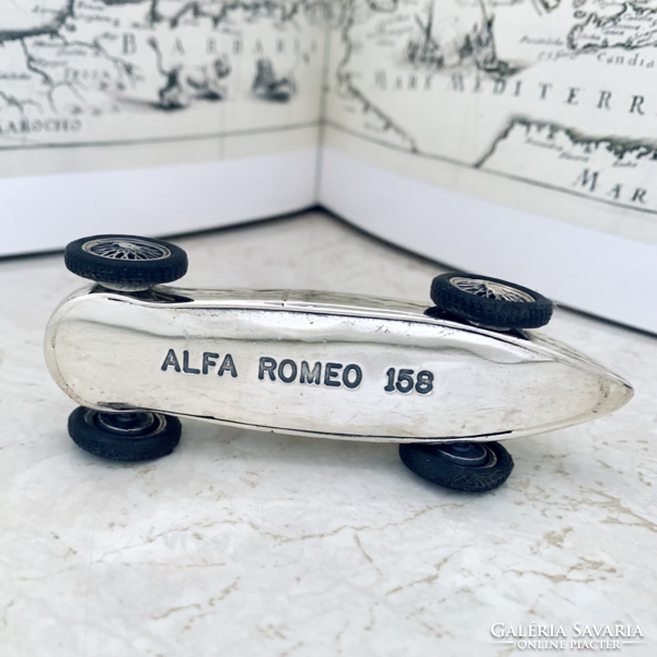 800-as ezüst Alfa Romeo 158 autó, magyar fémjellel, videó elérhető