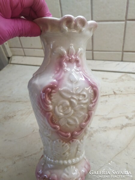 Masnis porcelán váza eladó!