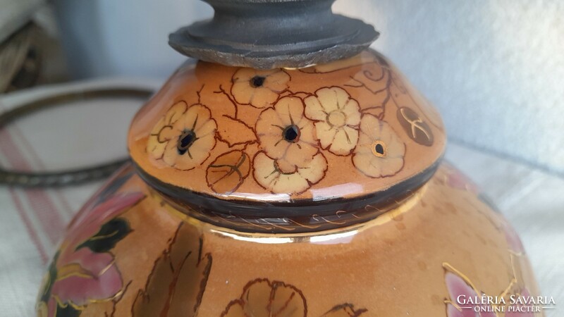 Steidl znaim historicizing table kerosene lamp with a special vaseline glass shade