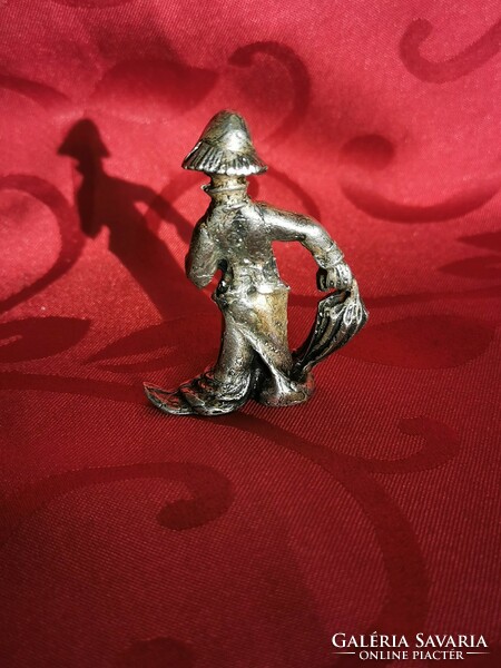 Ezüst miniatűr bohóc