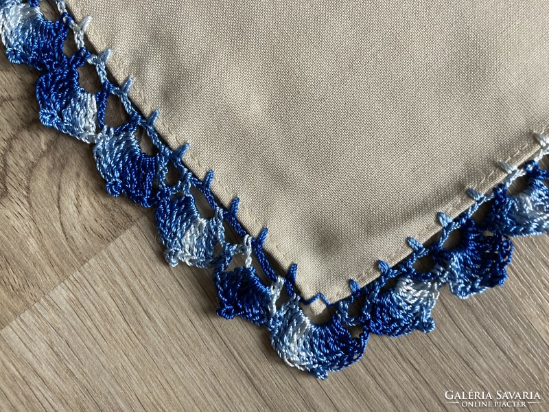 Blue embroidered forget-me-not pattern runner