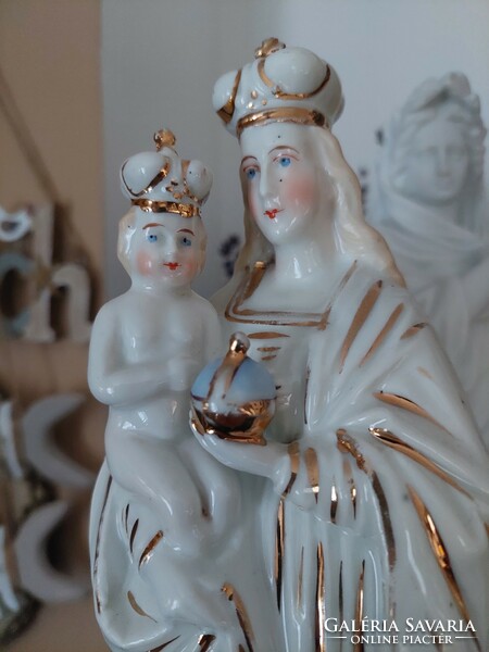 Szűz Mária porcelán 1900 ból 32 cm magas