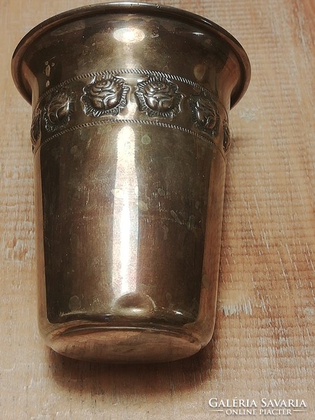 Antik ezüst keresztelő pohár, rózsa mintával
