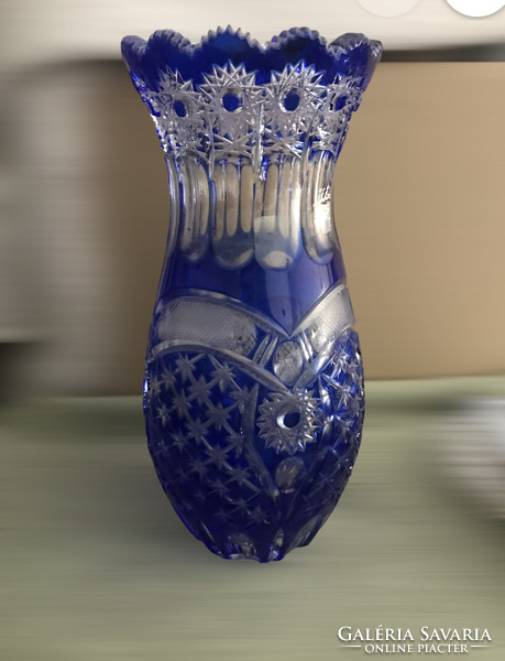 Lead crystal vase light blue