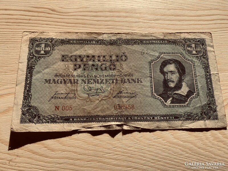 1000000 Pengö 1946 Nov.16 /N005/ low serial number!