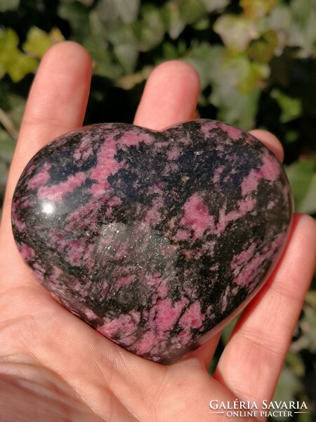 Large rhodonite heart, mineral crystal