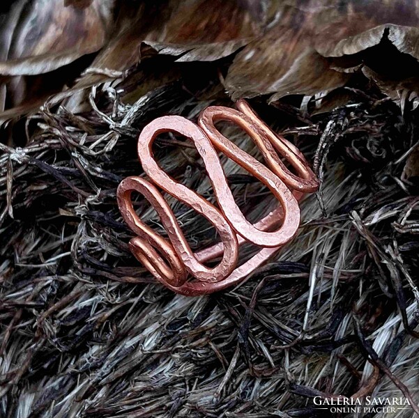 Minimal ring made of red copper