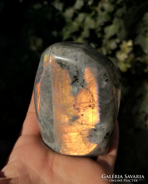 Arany labradorit kristály, ásvány