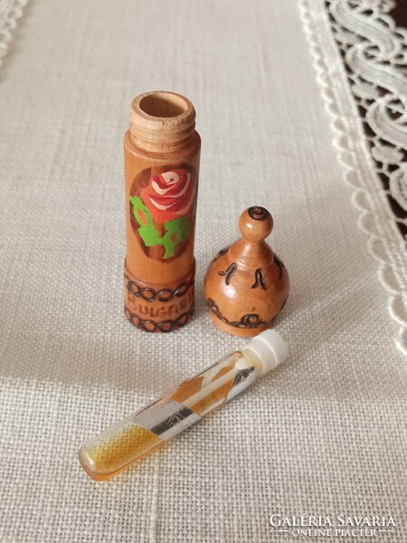 Original Bulgarian rose oil with wooden holder