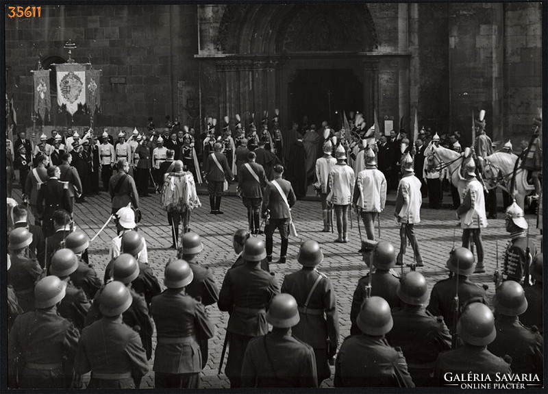 Larger size, photo art work by István Szendrő. Budapest, holy right procession, 1930s