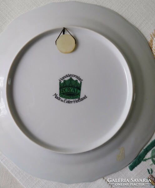 Dutch porcelain decorative plate