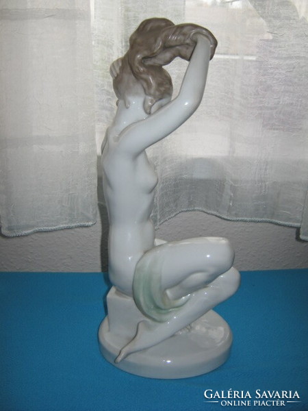 Large colorful figurine of Herend woman combing her hair 36 cm