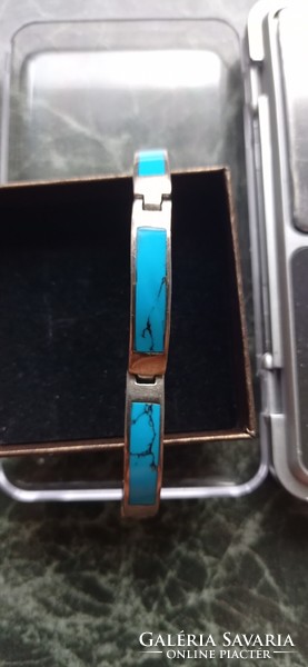 Turquoise stone silver bracelet