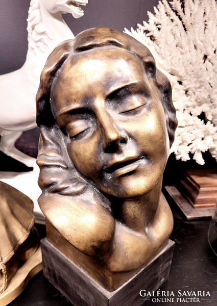 Donáth László bronz szobor