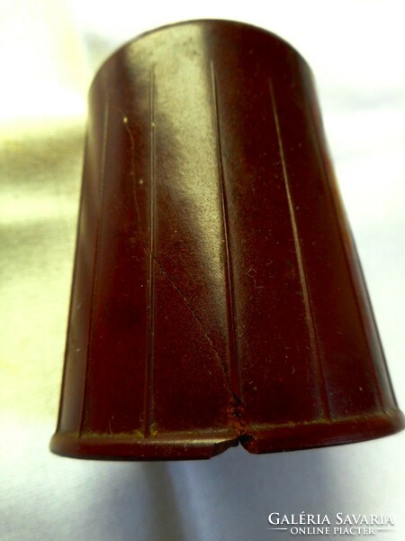 Old small vinyl pepper grinder (ali type.)