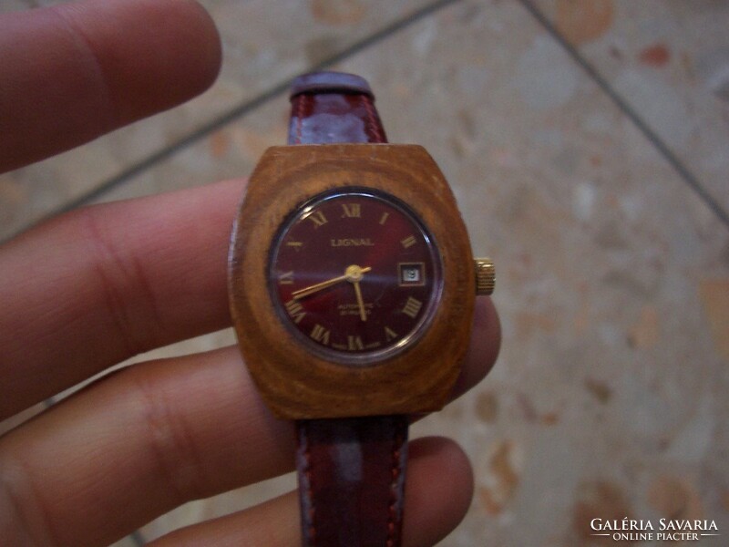Rare wooden retro watch winder, good jaw strap for replacement