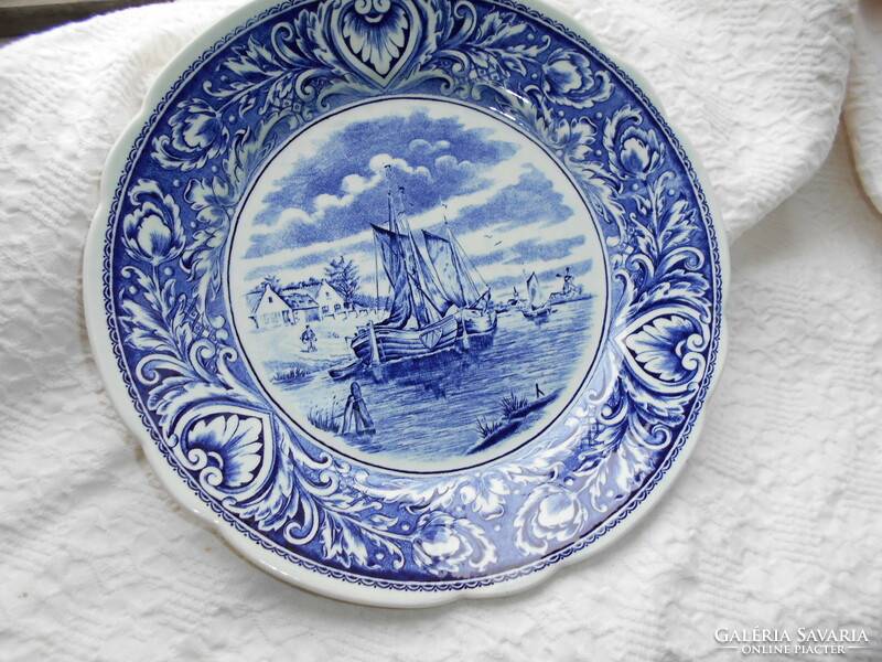 3 hand-painted Delft porcelain faience wall plates - perfect condition