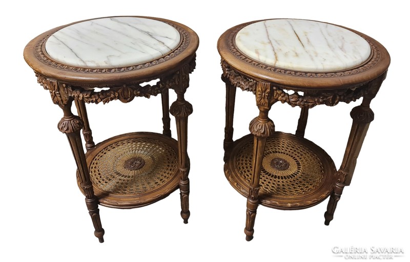 A788 round tables with marble tops
