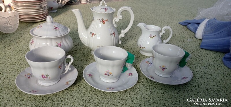 Zsolnay tea set for every day.