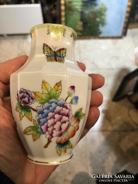 Herendi porcelán váza, hibátlan, 14 cm-es, ajándéknak.Viktória mintás